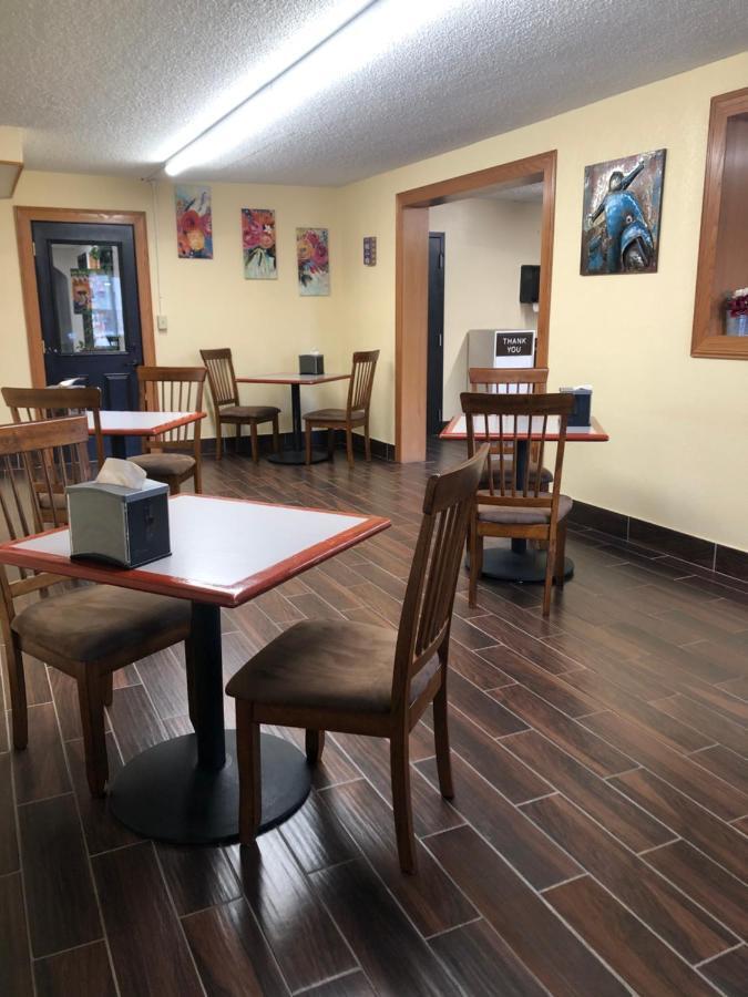 Scottsbluff Inn Esterno foto