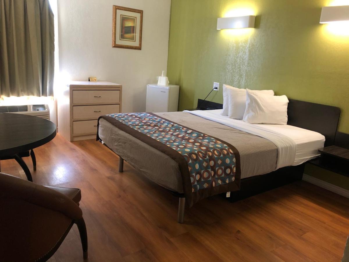 Scottsbluff Inn Esterno foto